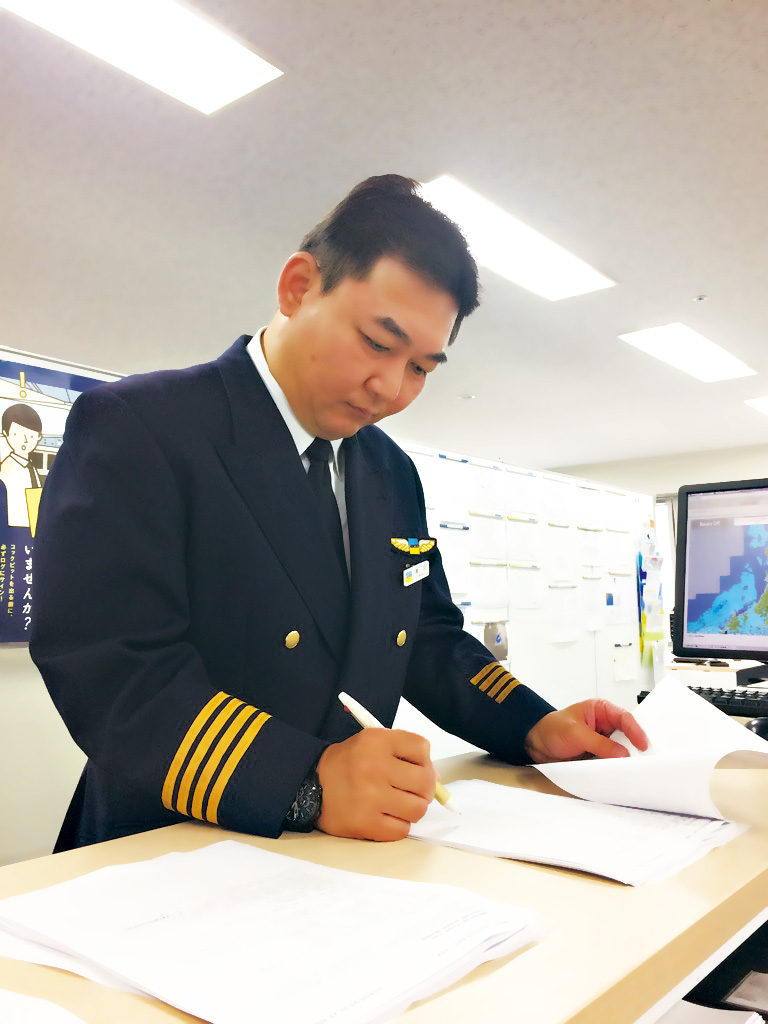 B737型機機長 和久哲夫