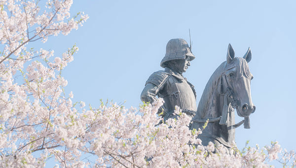 仙台城跡（伊達政宗公騎馬像）