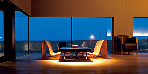 江戸とエコが融合する港の風景になじむ宿