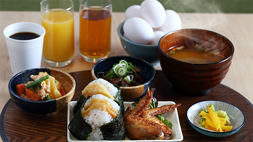 朝食一例（名古屋飯プレート）